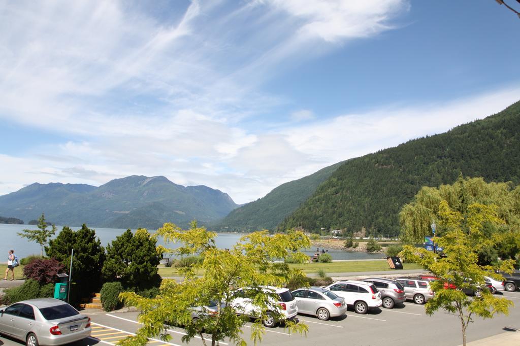 Harrison Spa Motel Harrison Hot Springs Exterior foto
