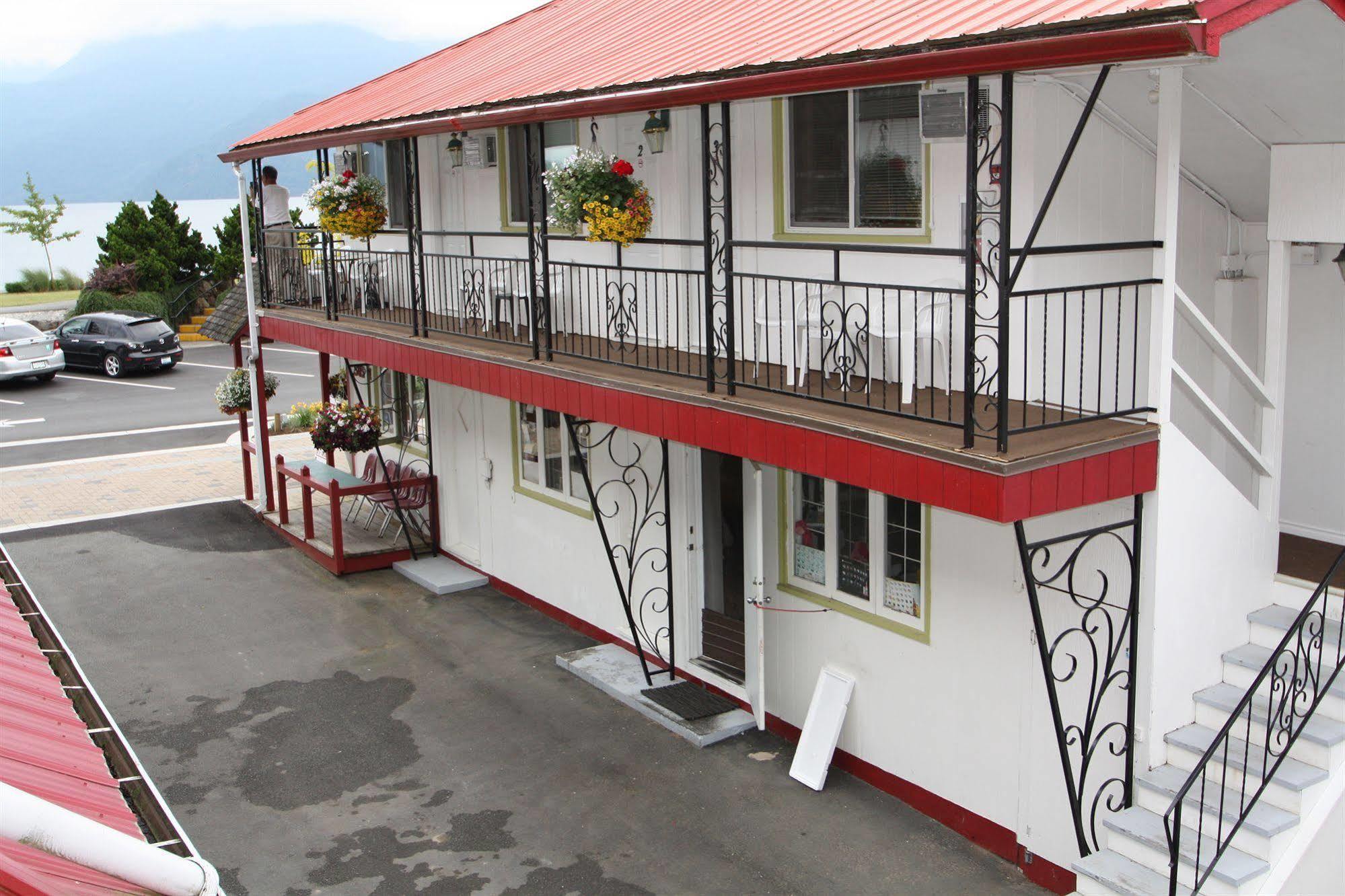 Harrison Spa Motel Harrison Hot Springs Exterior foto
